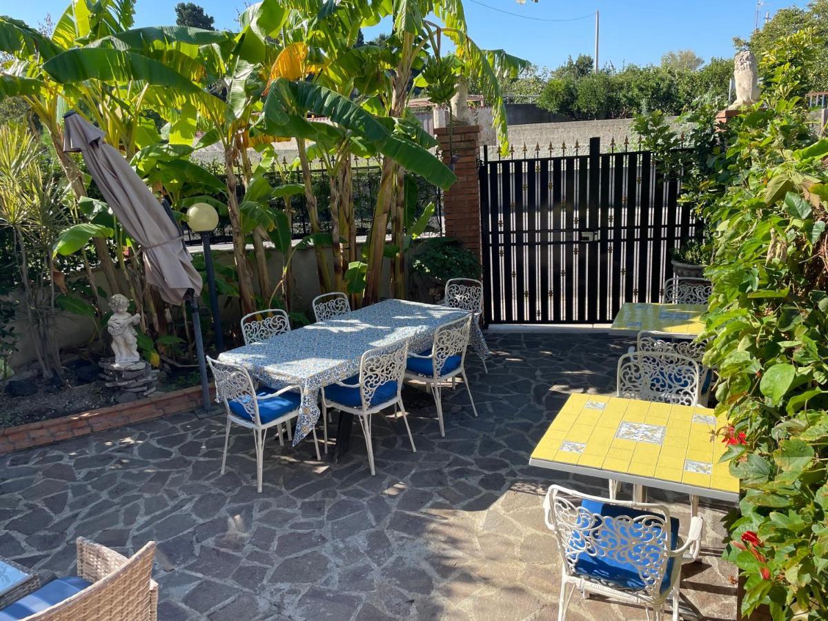 Residence Don Turi Villafranca Tirrena Exterior photo